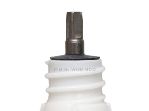 Trzpień i złącze obudowy